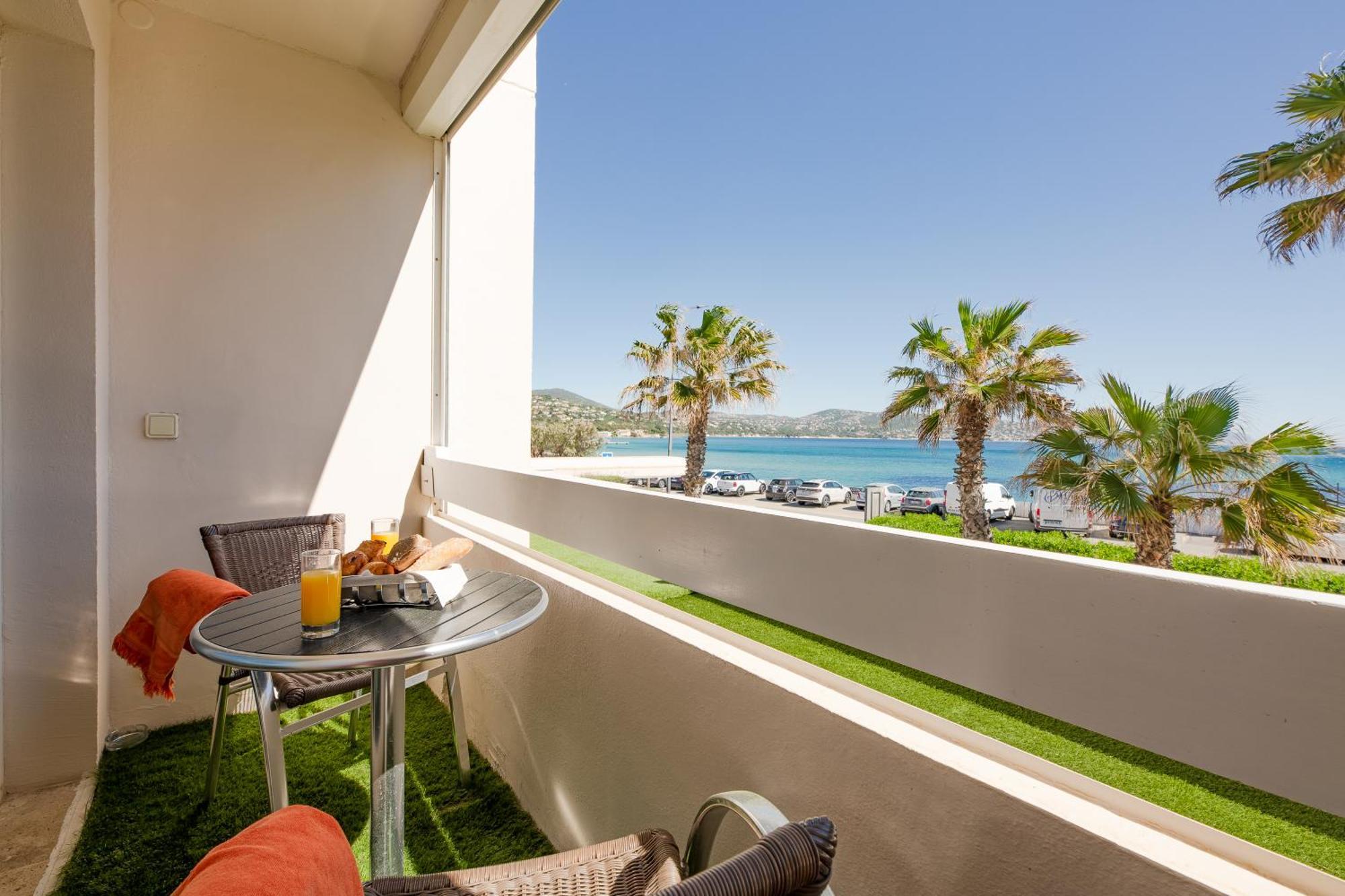 Hotel La Plage Sainte-Maxime Exterior photo