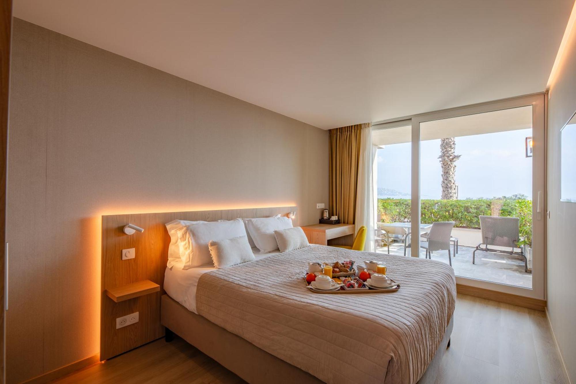 Hotel La Plage Sainte-Maxime Exterior photo